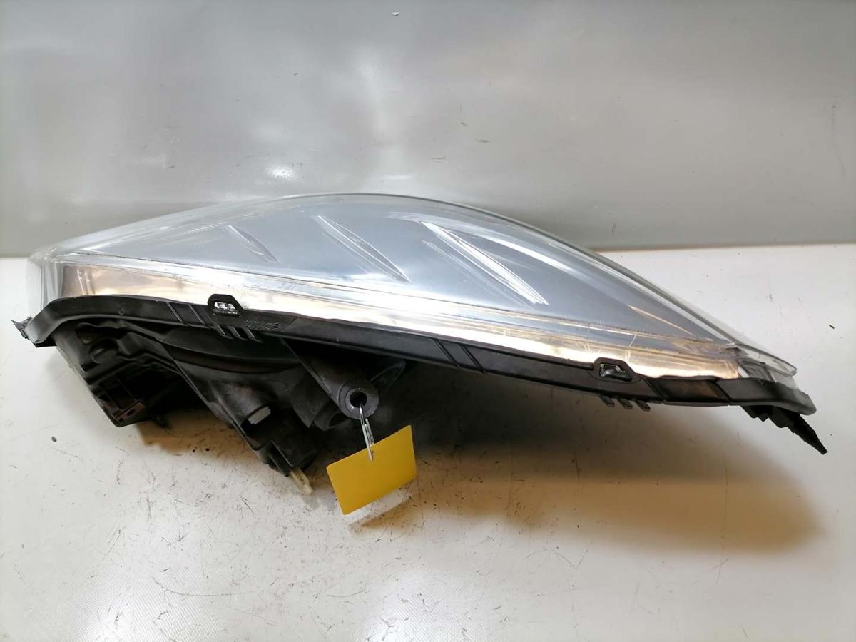 Dacia Sandero 1 original Scheinwerfer vorn rechts Halogen Bj.2012